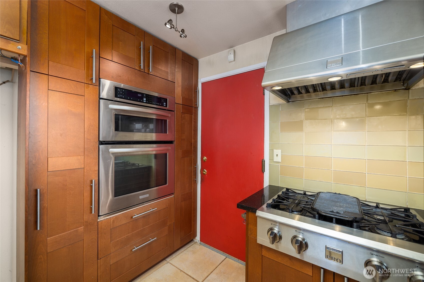 1607 25th Street , Anacortes, WA 98221