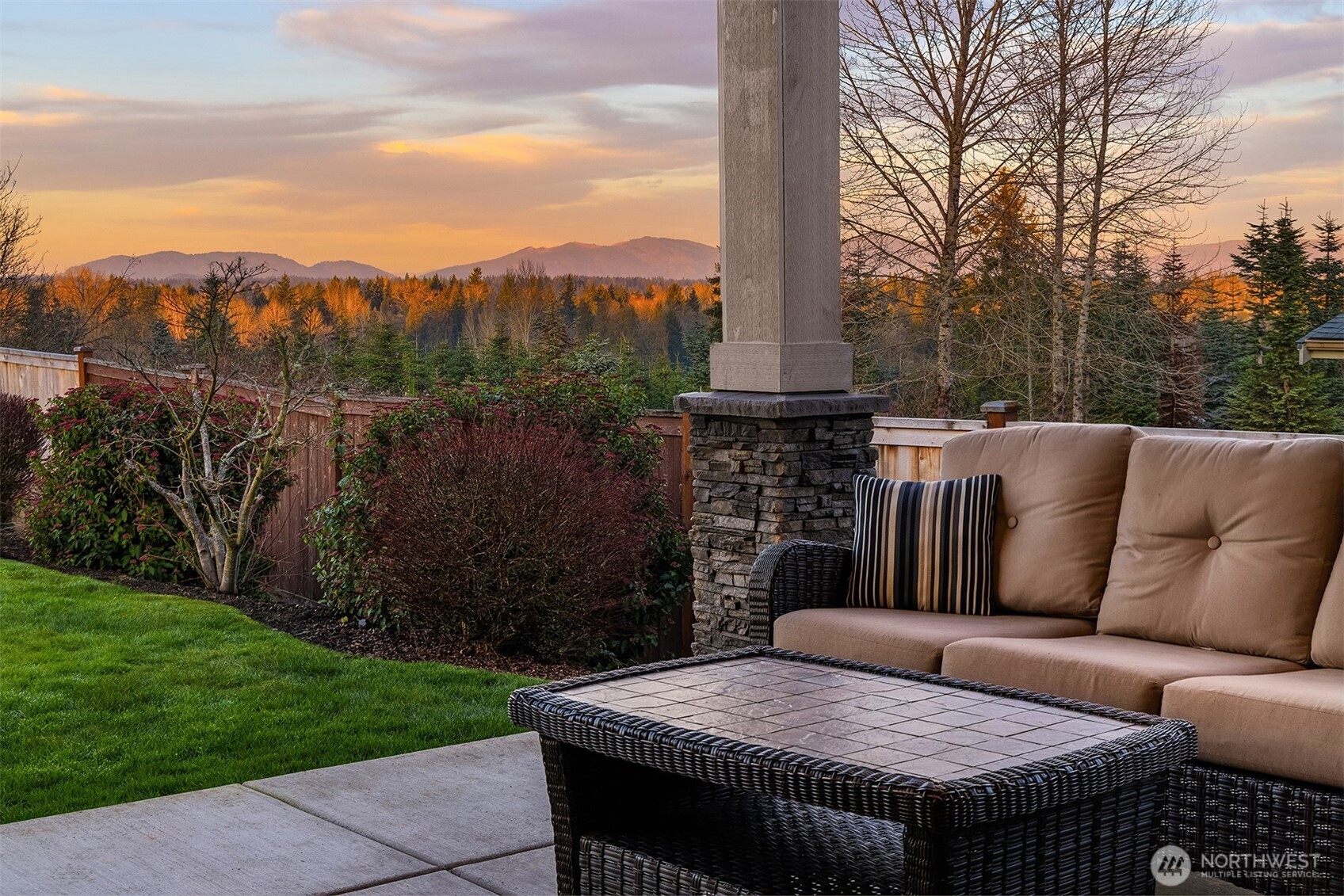 12974 SE 288th Place , Auburn, WA 98092