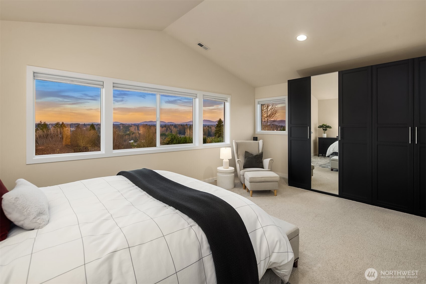 12974 SE 288th Place , Auburn, WA 98092