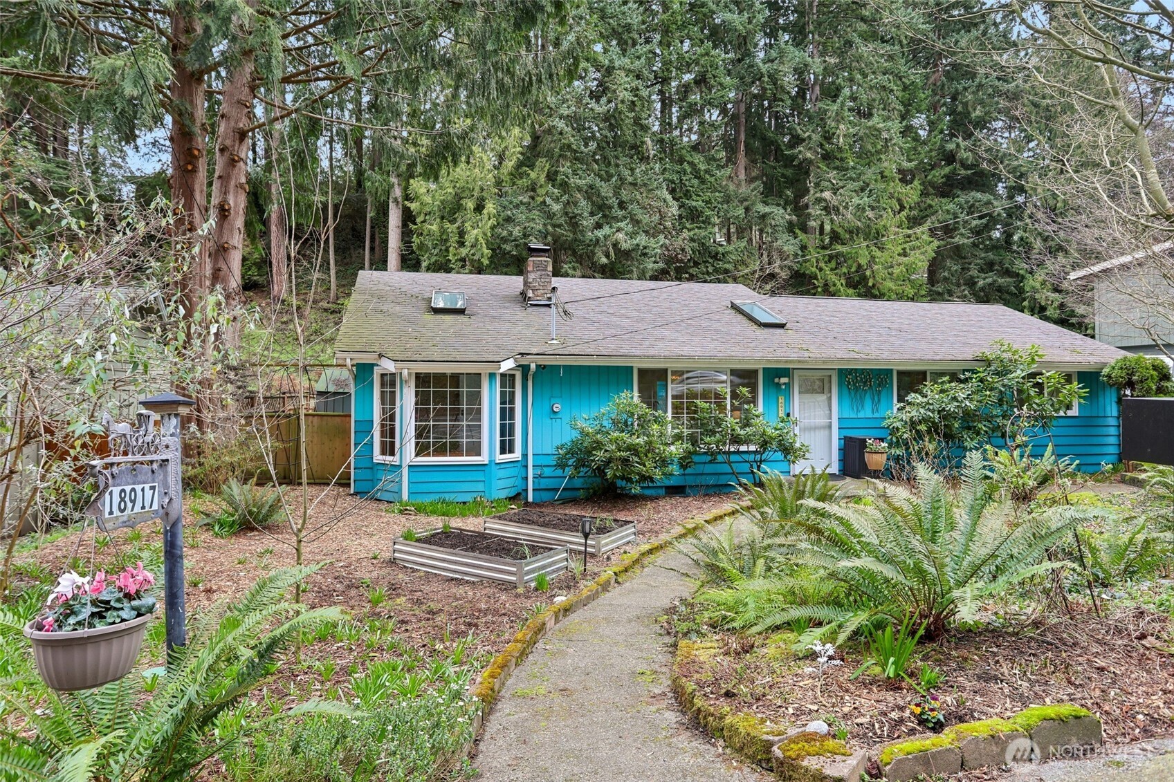 18917 76th Avenue W, Lynnwood, WA 98036