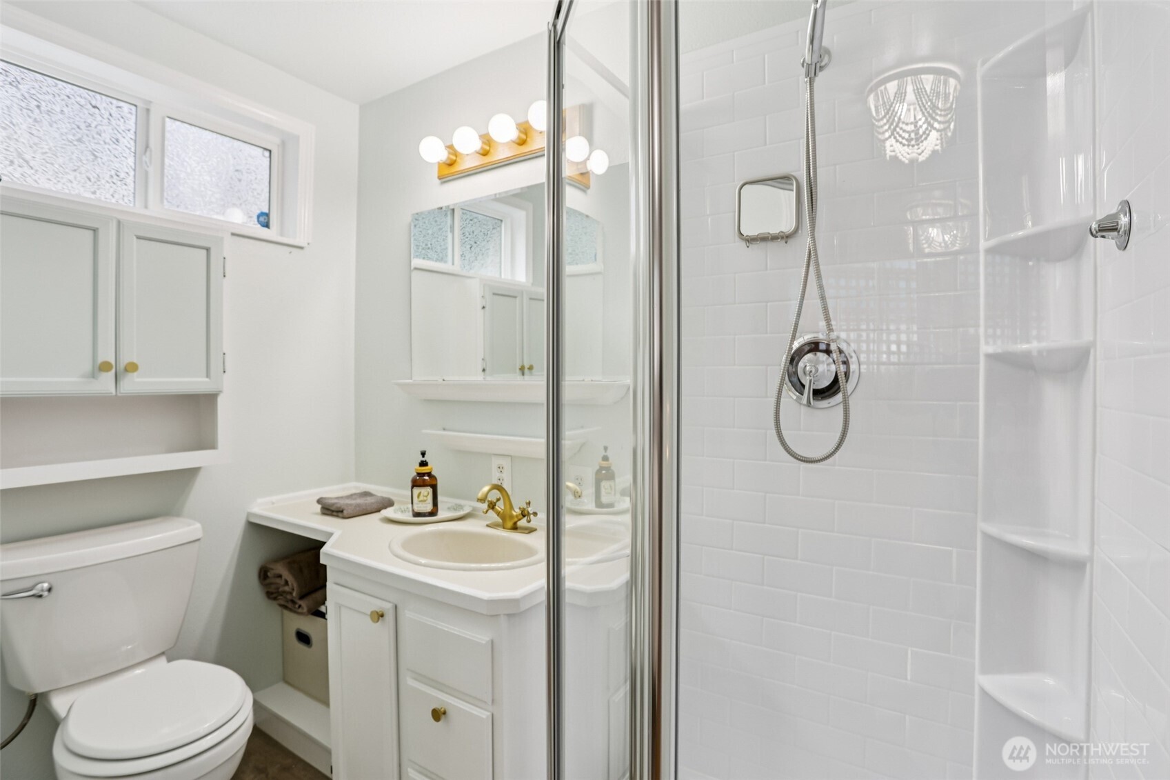 18917 76th Avenue W, Lynnwood, WA 98036