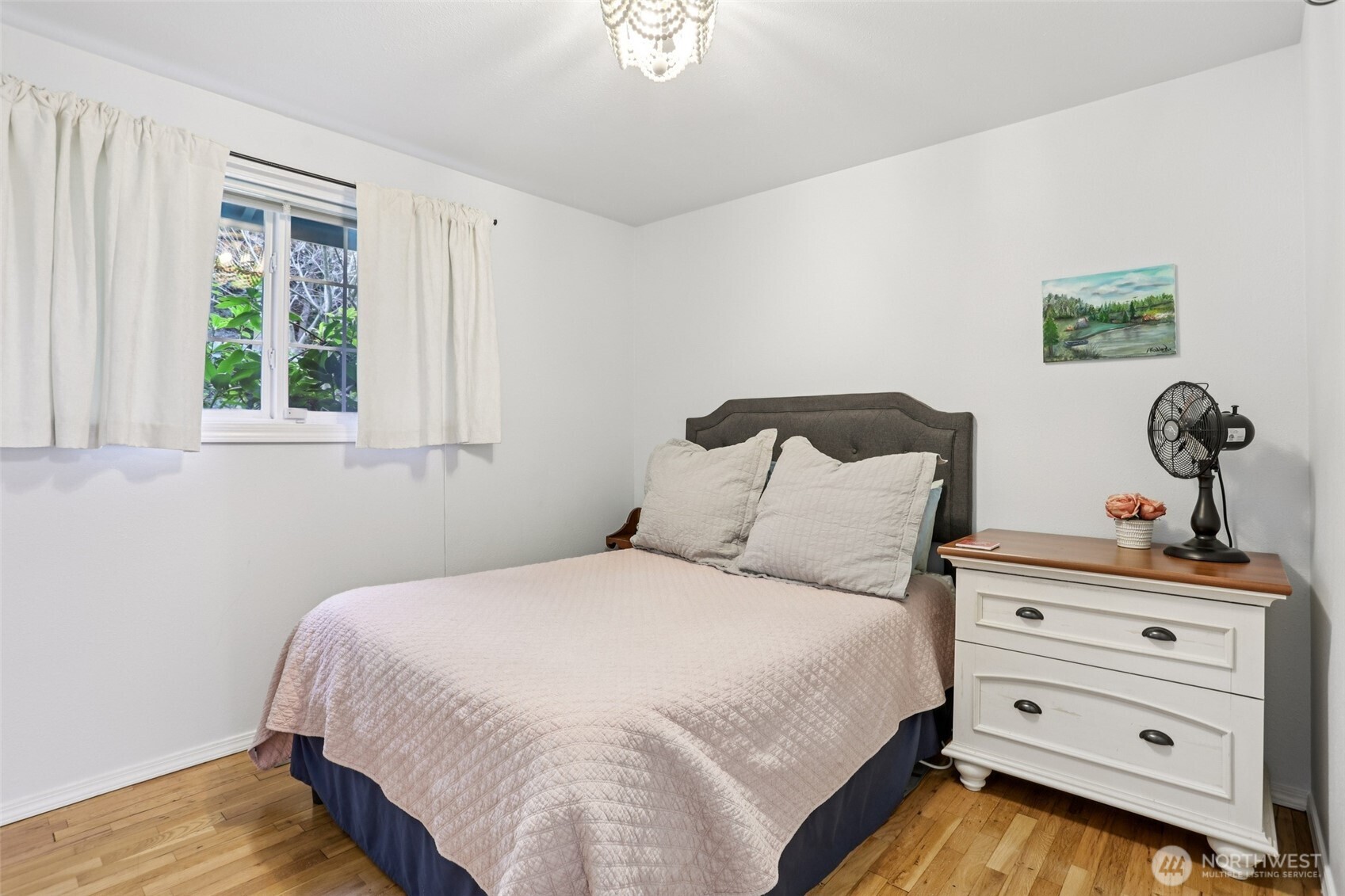 18917 76th Avenue W, Lynnwood, WA 98036