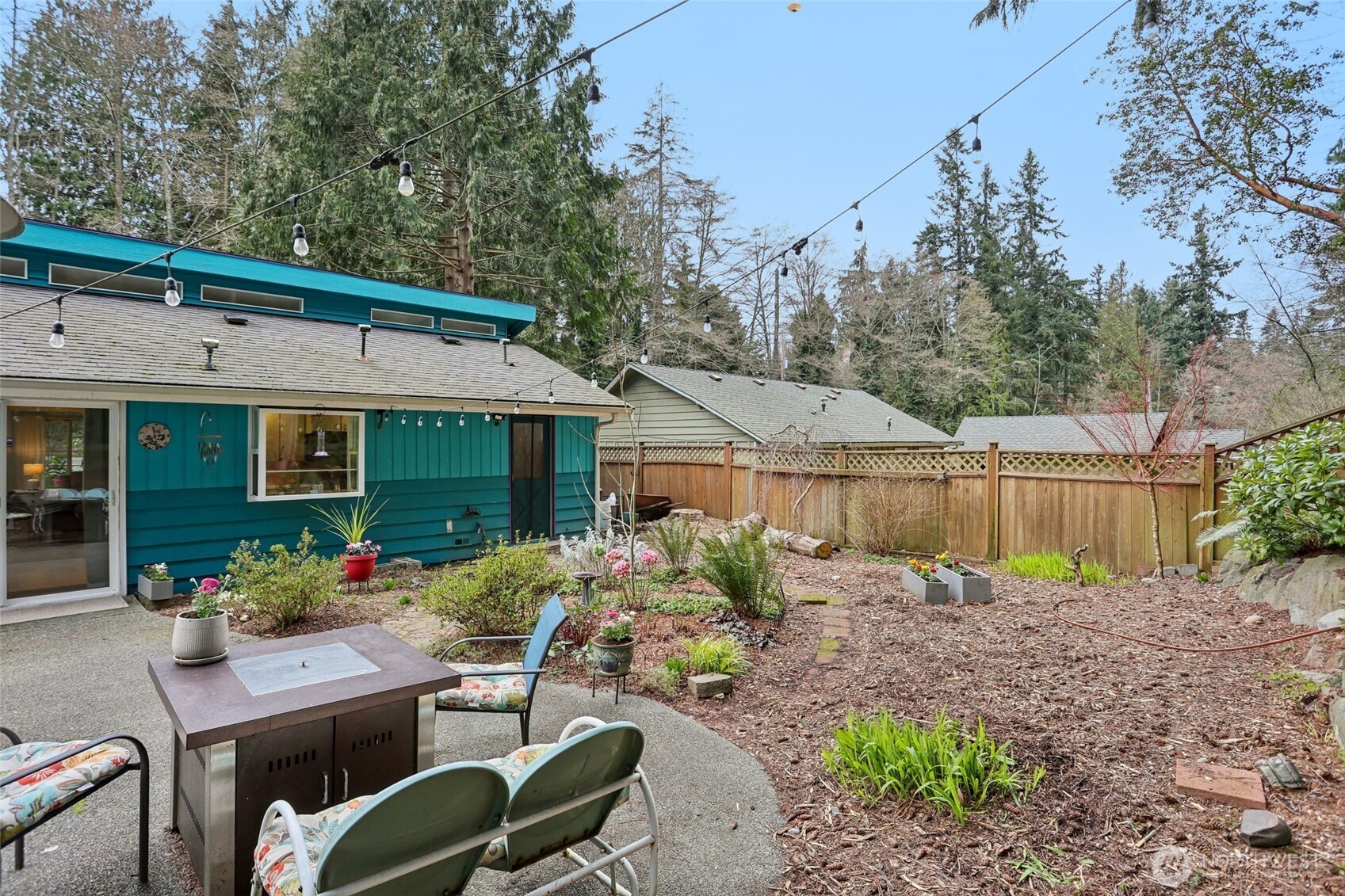 18917 76th Avenue W, Lynnwood, WA 98036