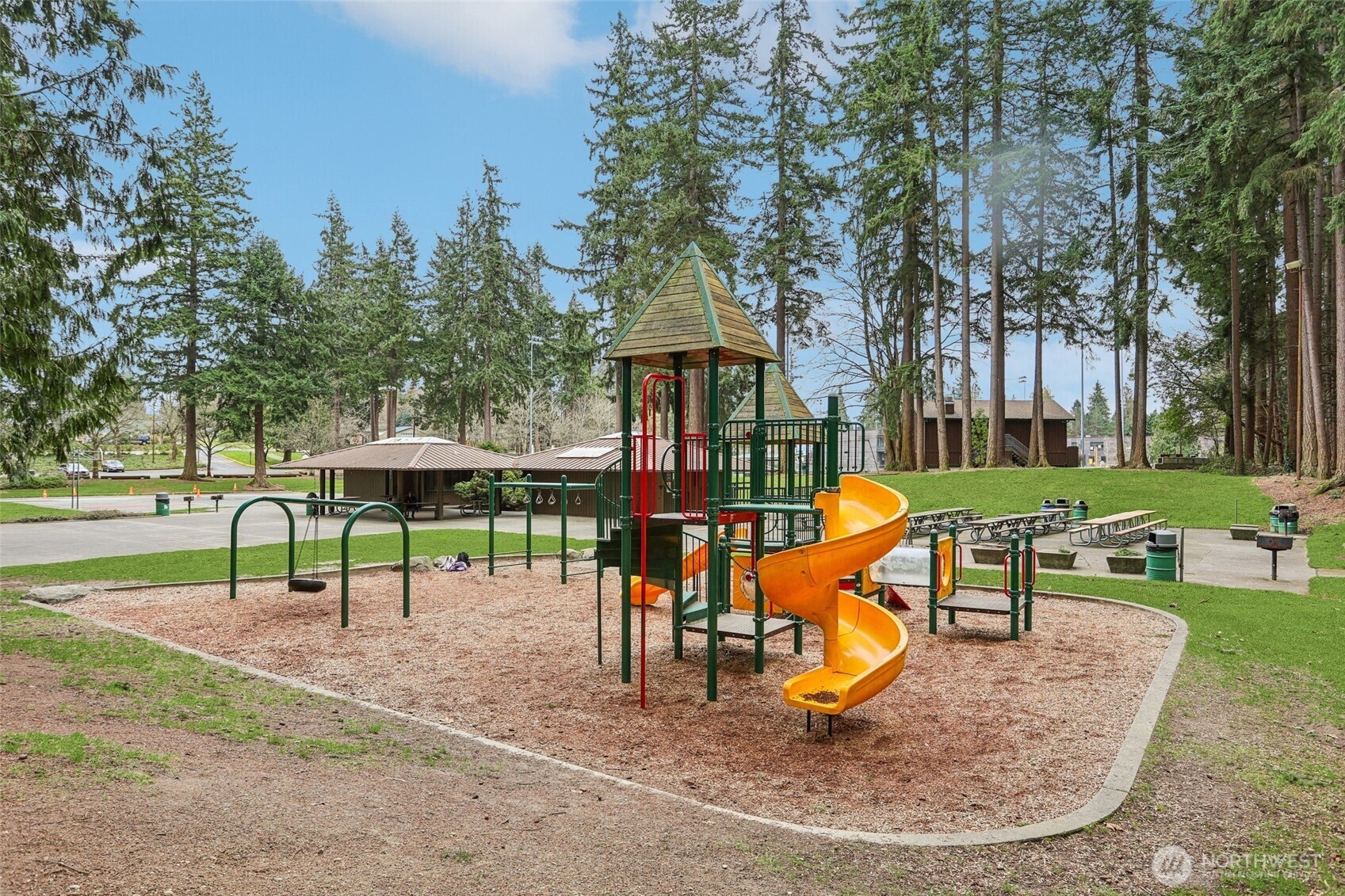 18917 76th Avenue W, Lynnwood, WA 98036