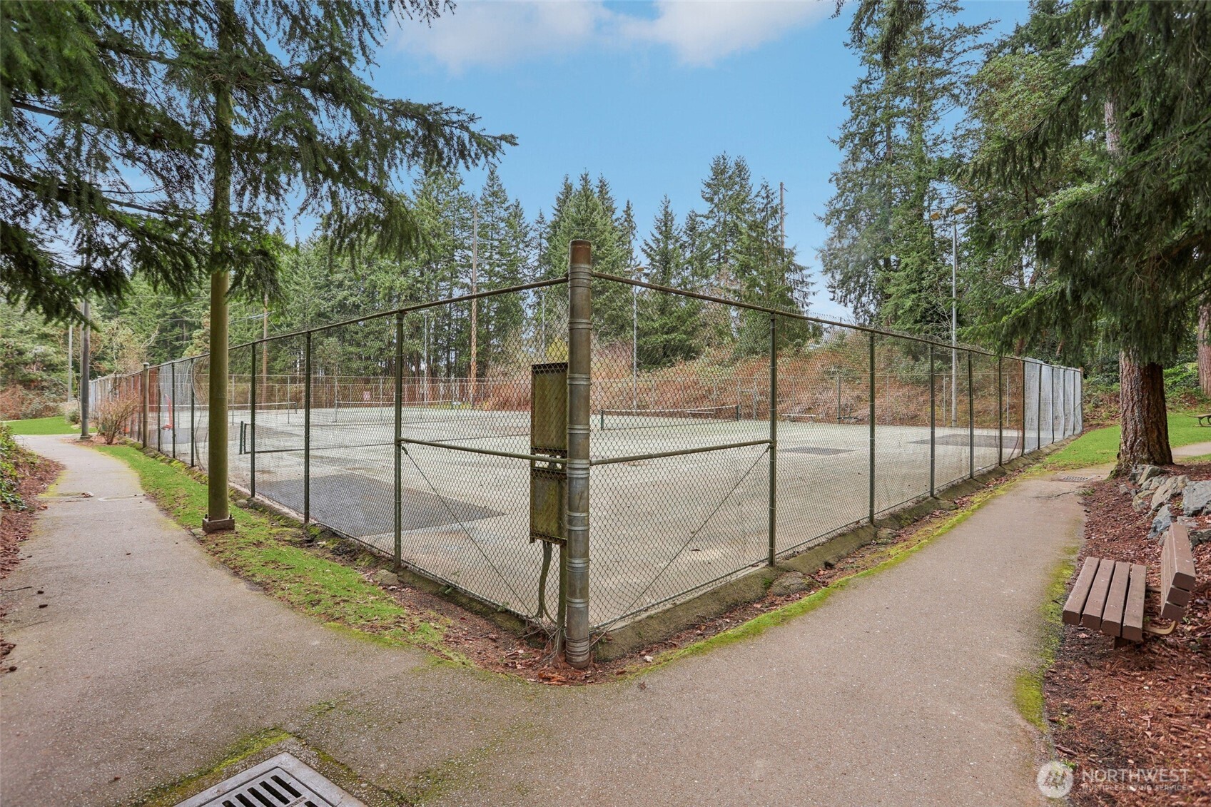 18917 76th Avenue W, Lynnwood, WA 98036