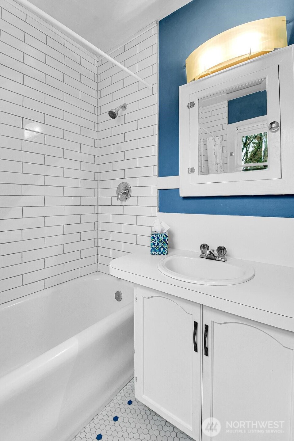 4738 35th Avenue NE, Seattle, WA 98105