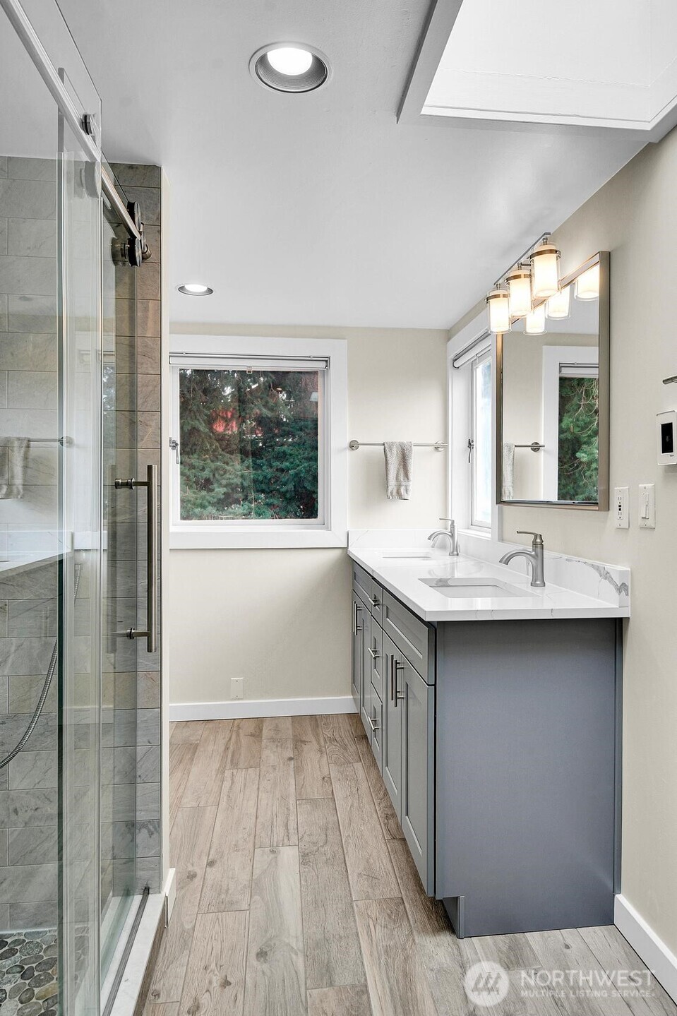 4738 35th Avenue NE, Seattle, WA 98105