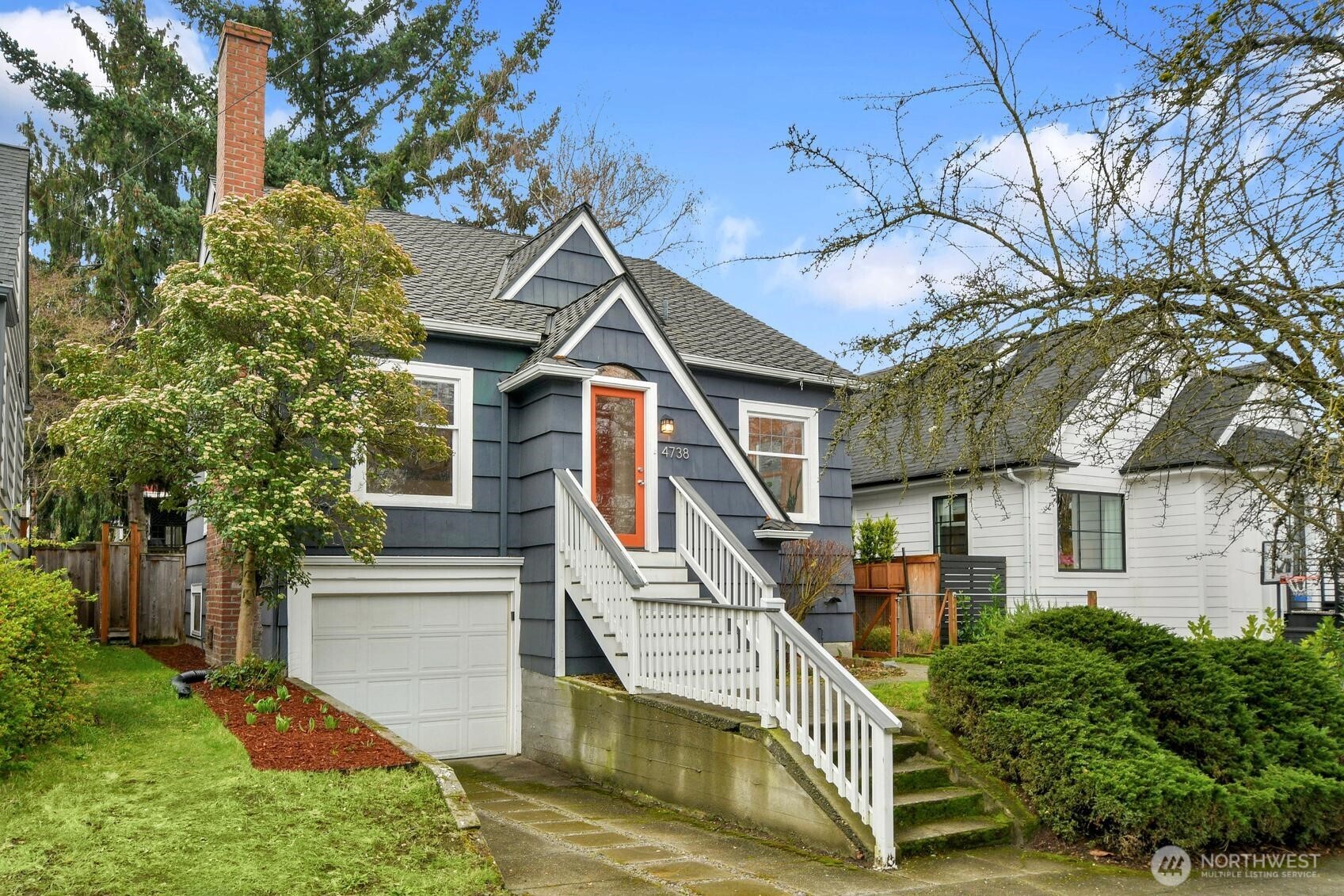 4738 35th Avenue NE, Seattle, WA 98105