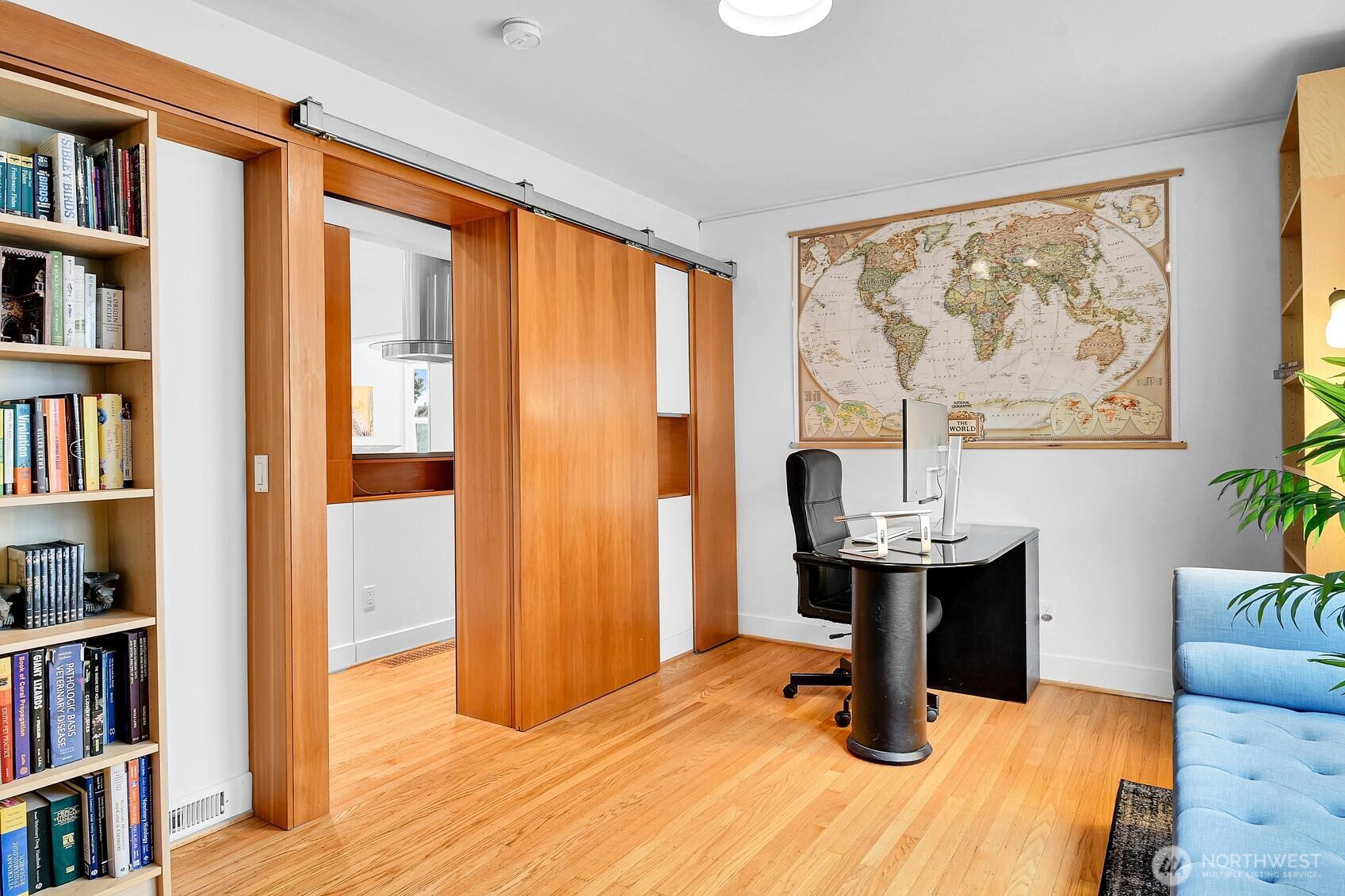 4738 35th Avenue NE, Seattle, WA 98105