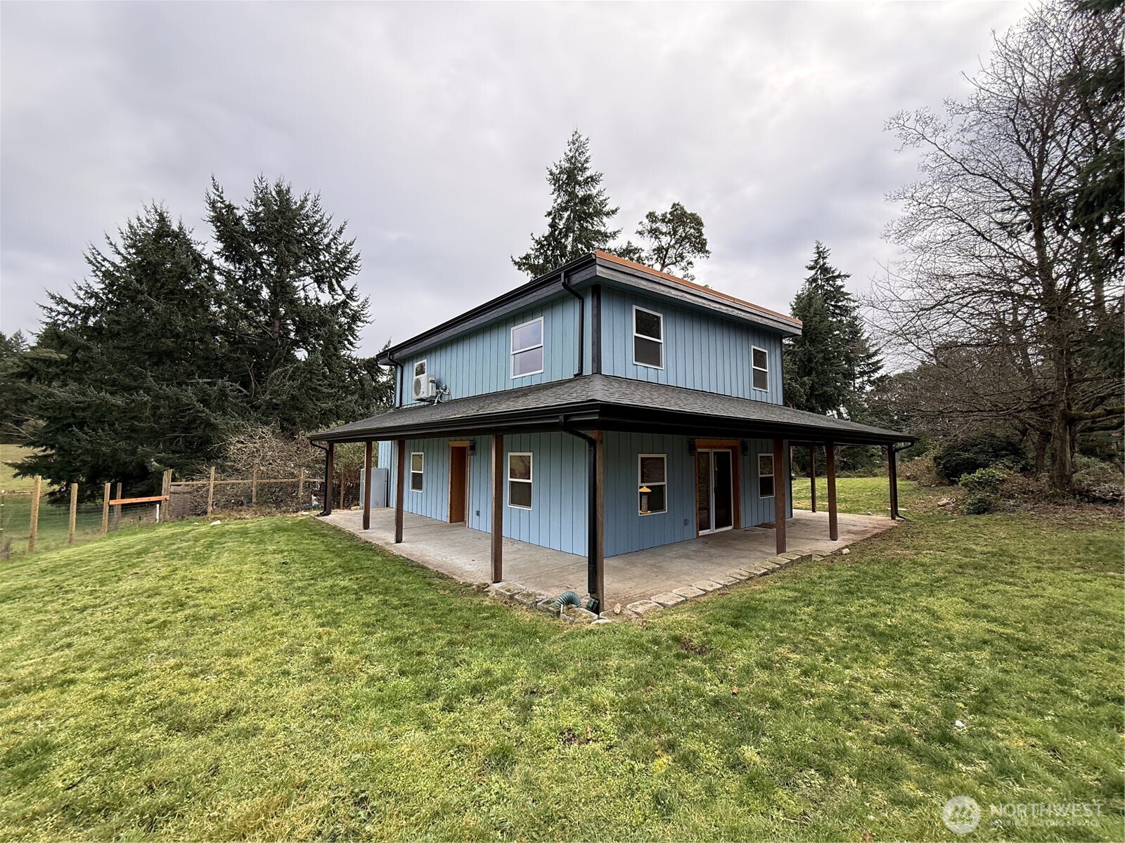9212 SW 274th Street , Vashon, WA 98070