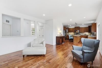 14811 239th Place SE, Snohomish, WA 98296 - Photo 9