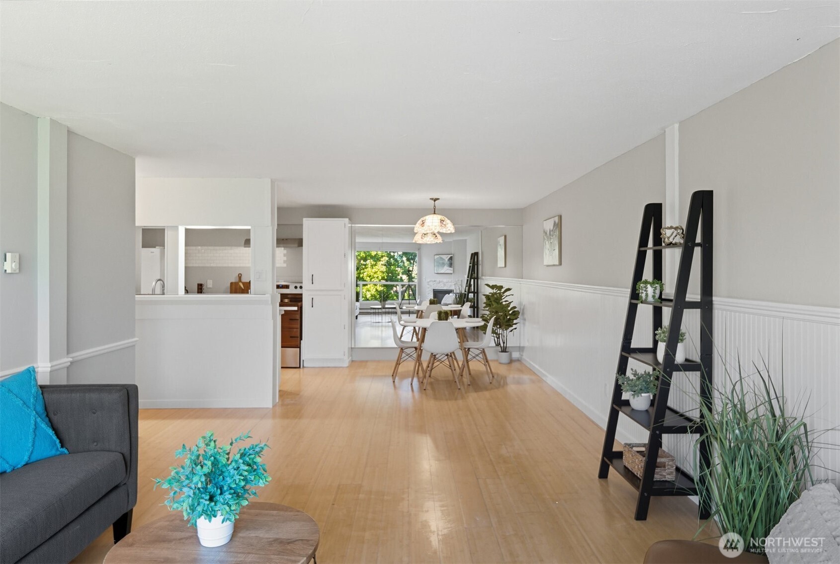 9416 1st Avenue NE #305, Seattle, WA 98115