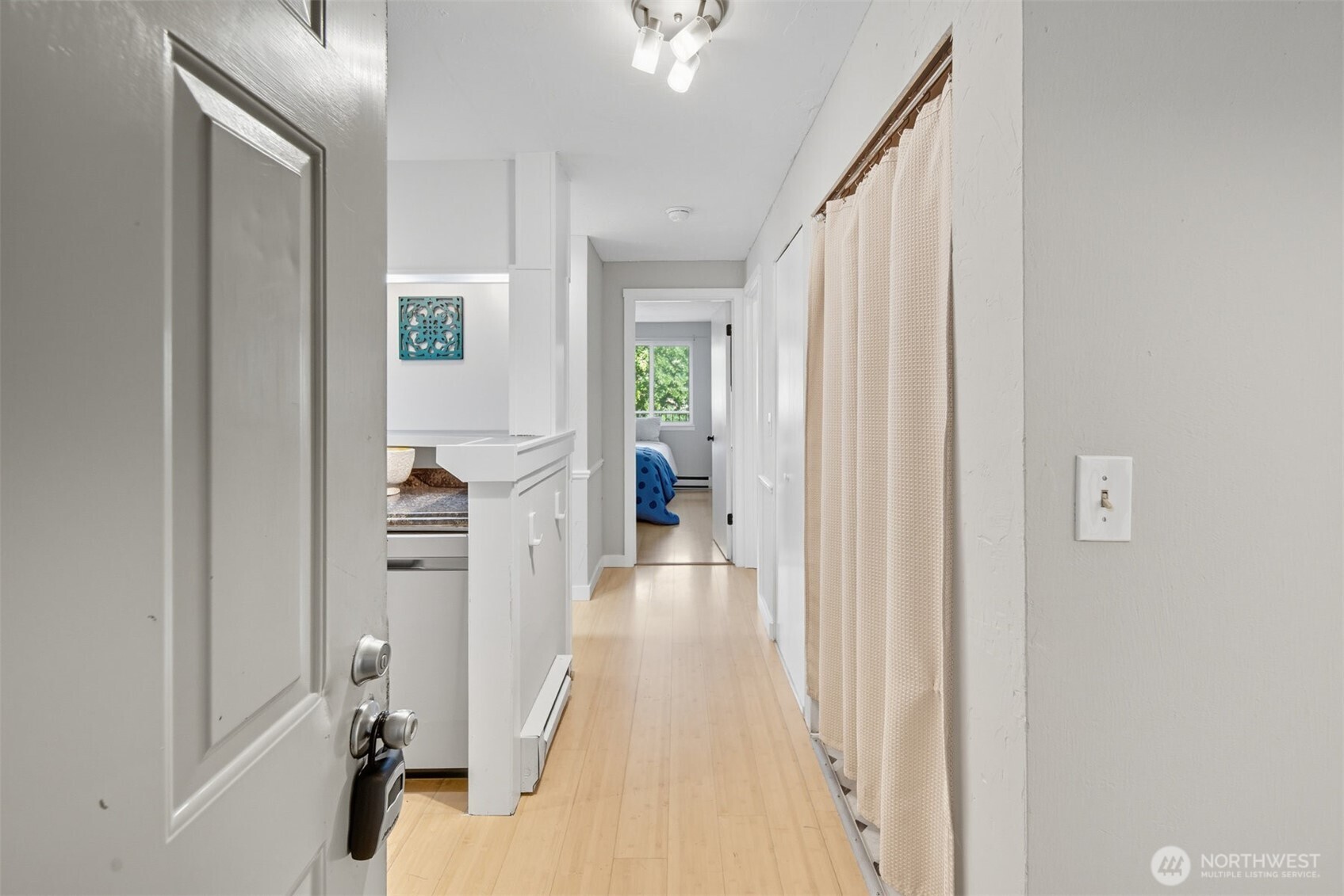 9416 1st Avenue NE #305, Seattle, WA 98115