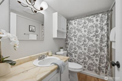 9416 1st Avenue NE #305, Seattle, WA 98115 - Photo 20