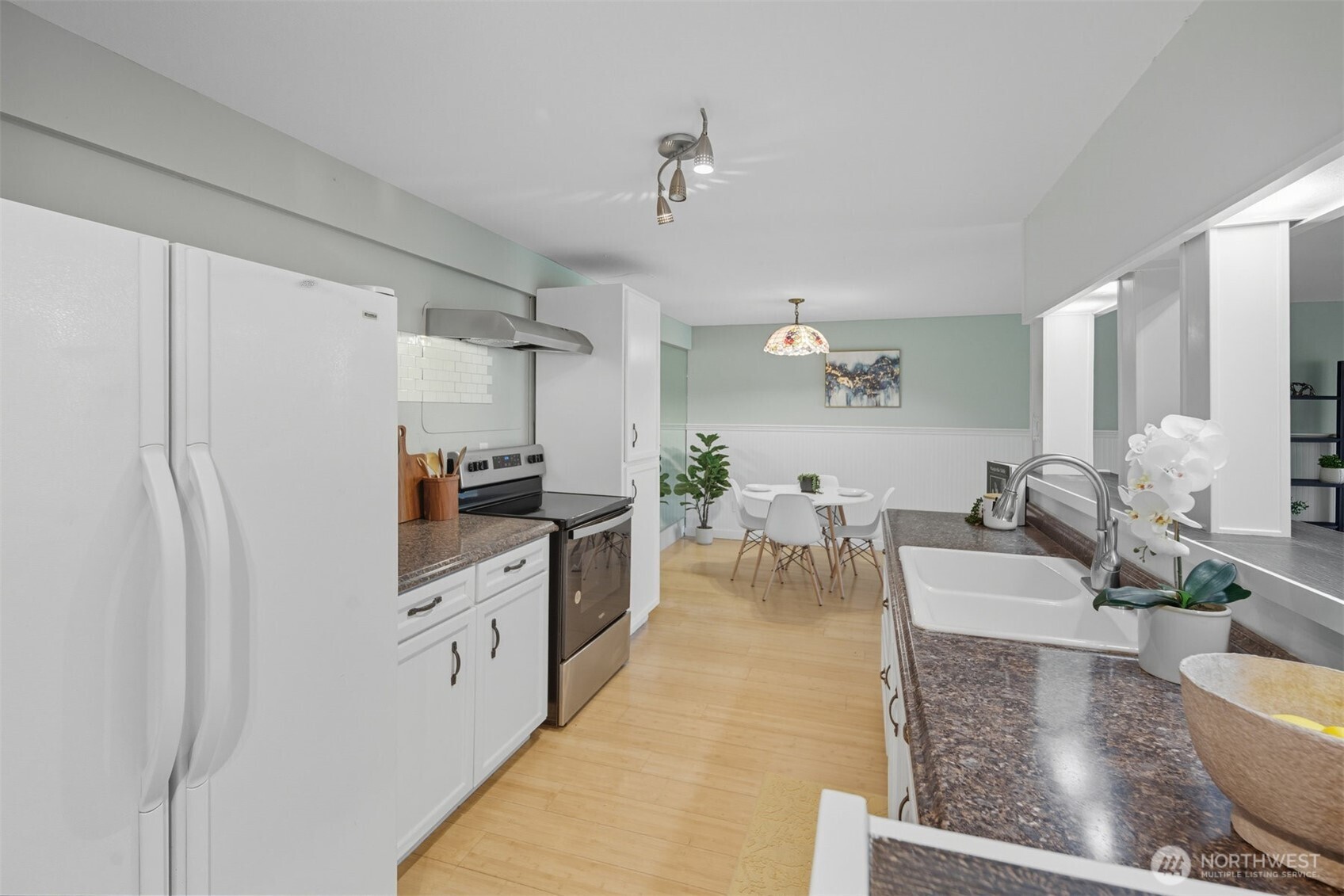 9416 1st Avenue NE #305, Seattle, WA 98115