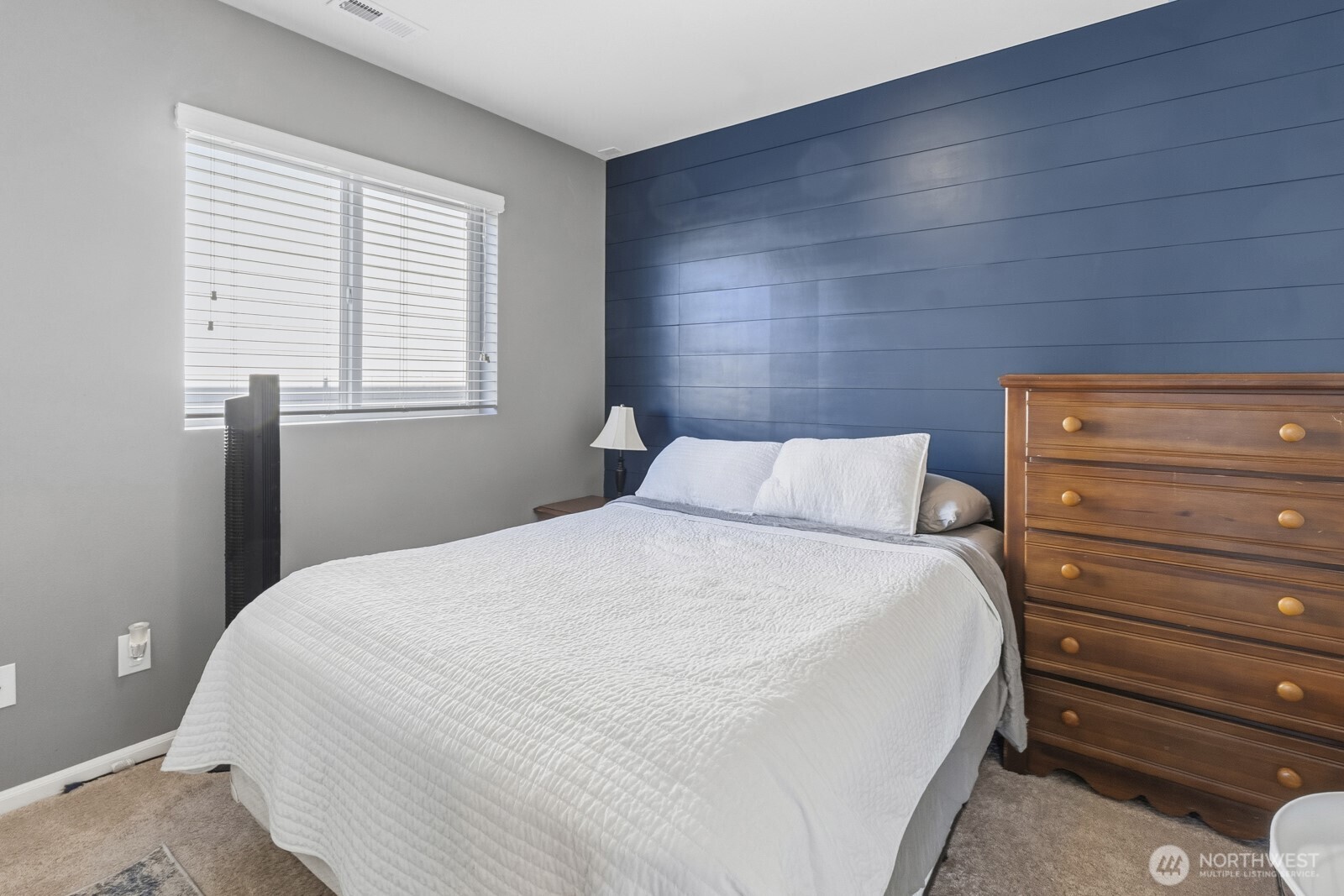 2428 Fiddleback Street NE, Lacey, WA 98516