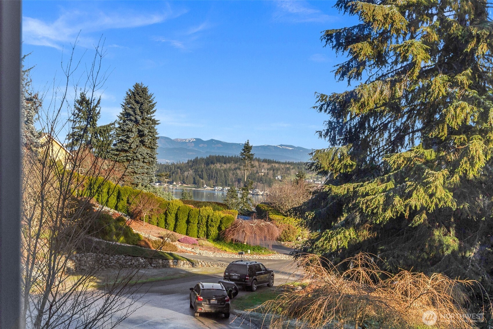 185 Belmont Place , Camano Island, WA 98282