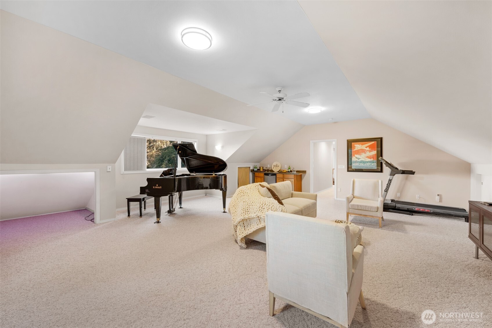 185 Belmont Place , Camano Island, WA 98282