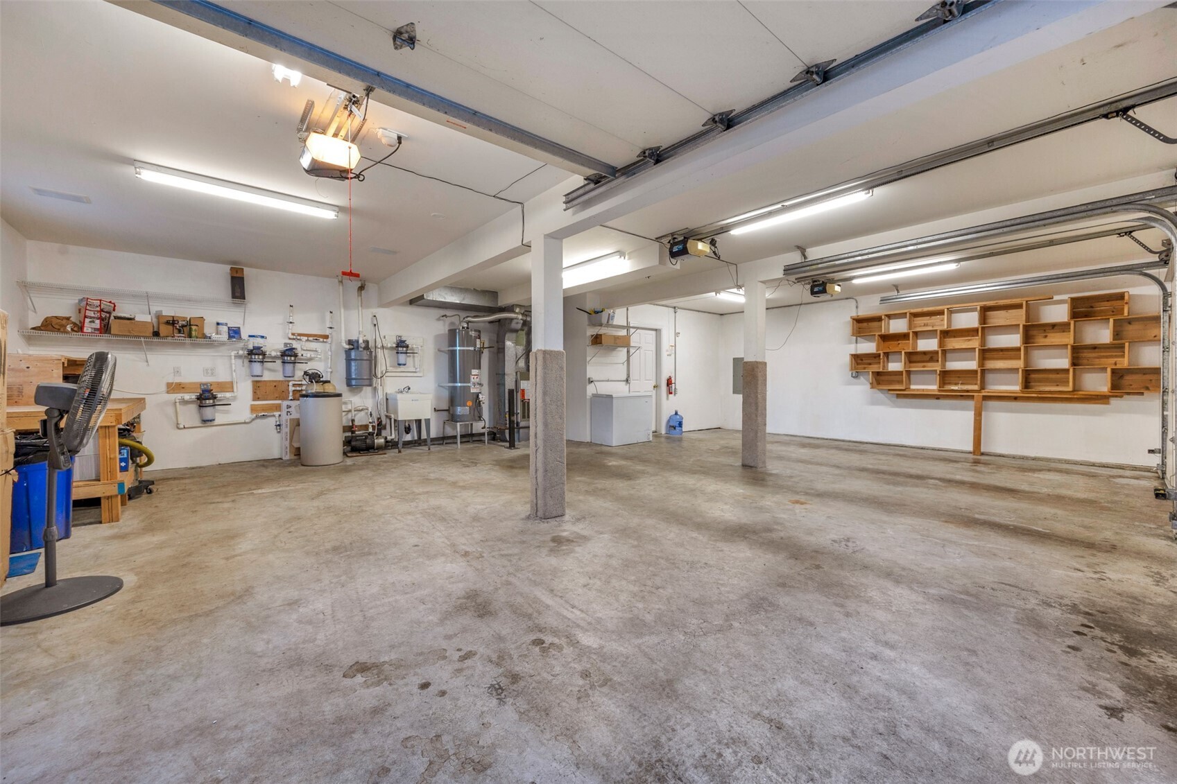 185 Belmont Place , Camano Island, WA 98282