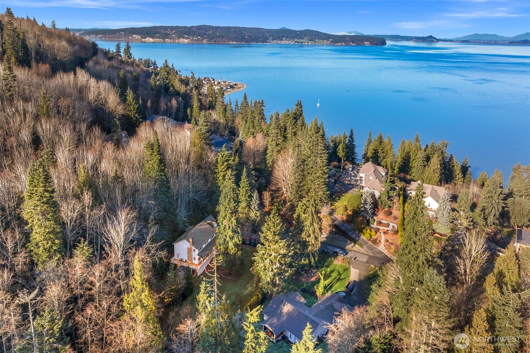 185 Belmont Place , Camano Island, WA 98282