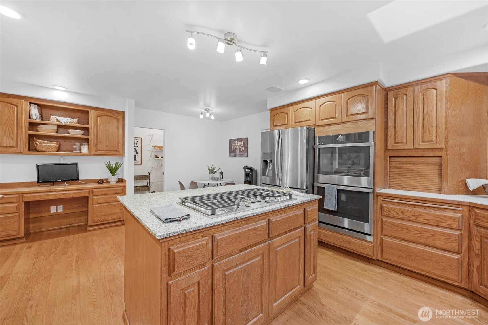 185 Belmont Place , Camano Island, WA 98282