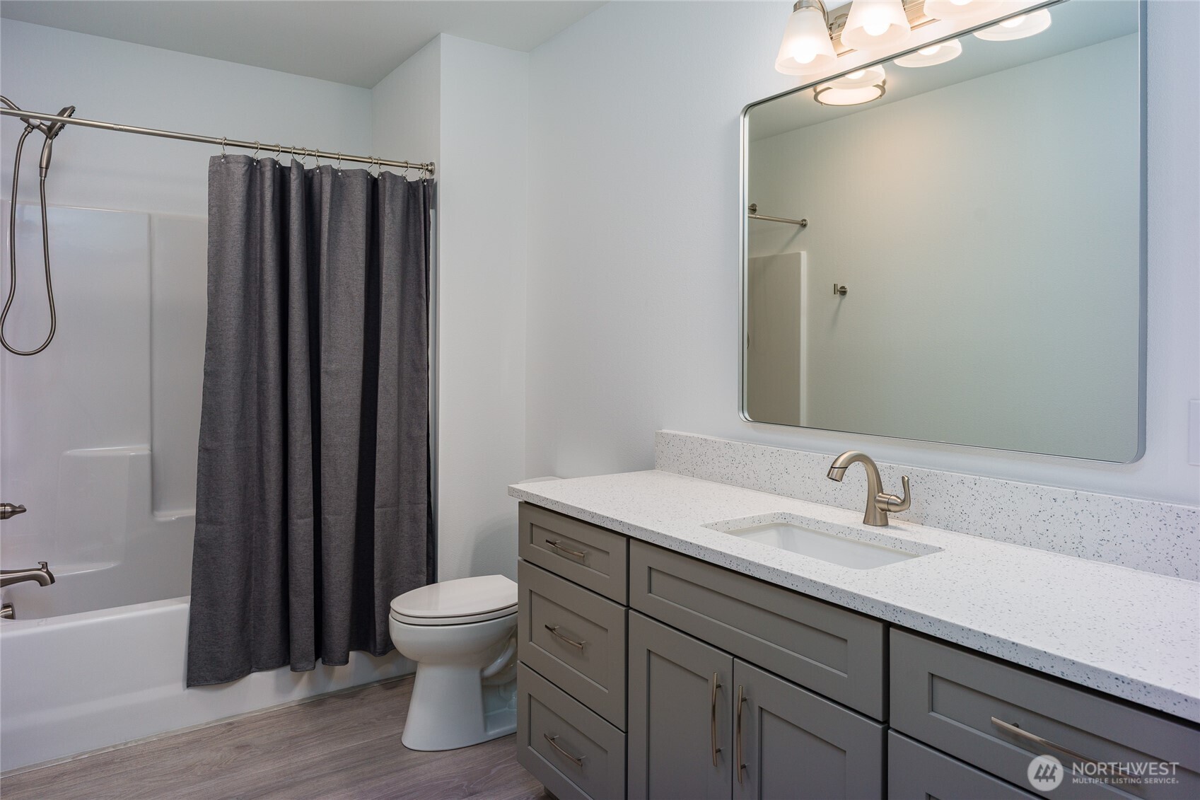 623 Morris #E2, La Conner, WA 98257