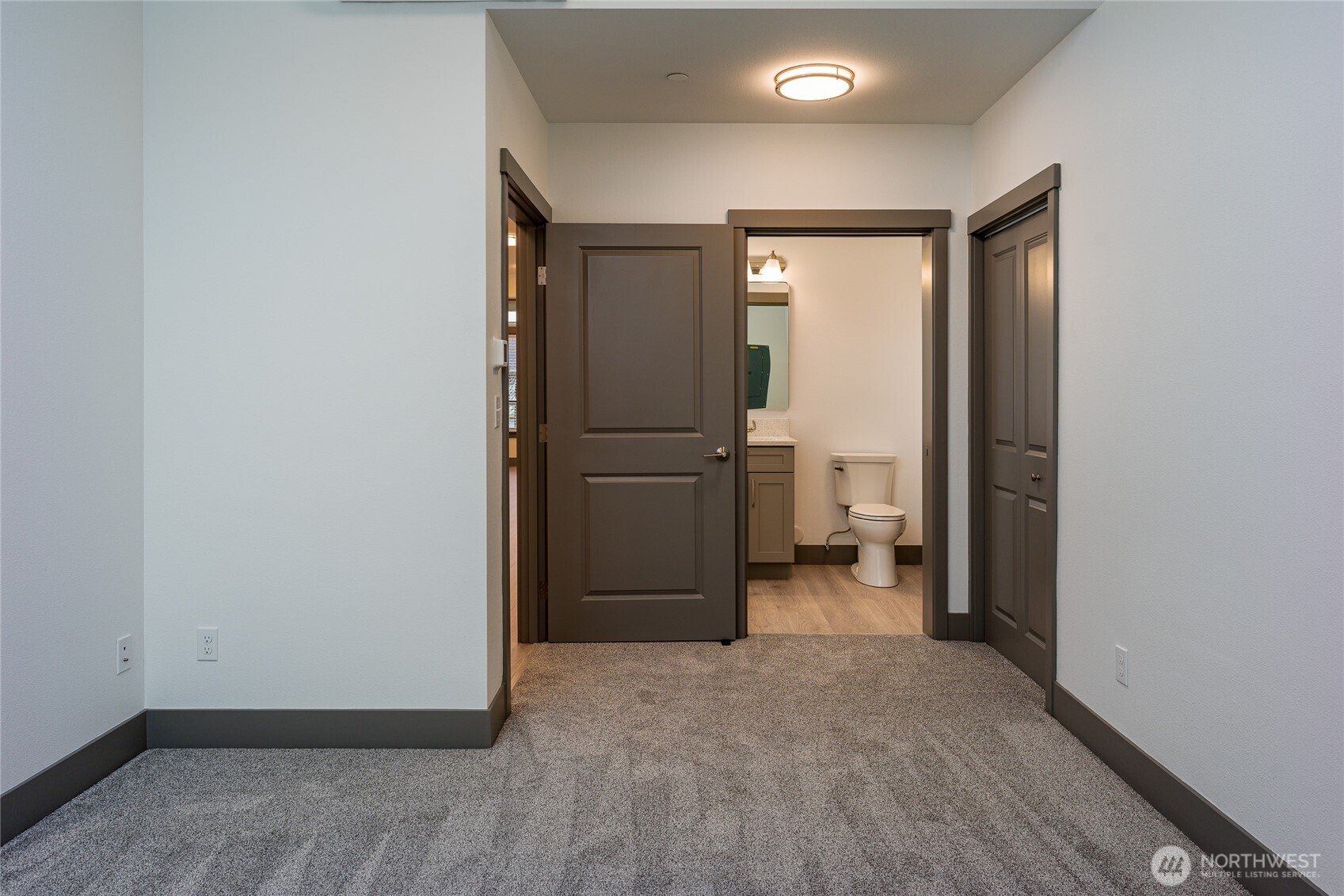 623 Morris #E2, La Conner, WA 98257