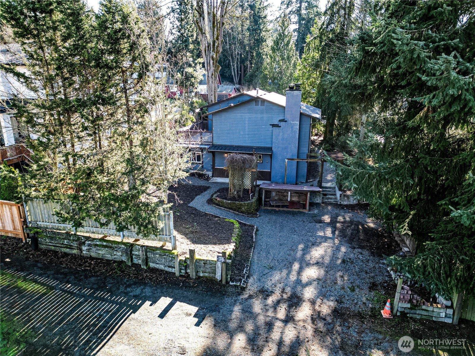 11630 NE 74th Street , Kirkland, WA 98033-8113