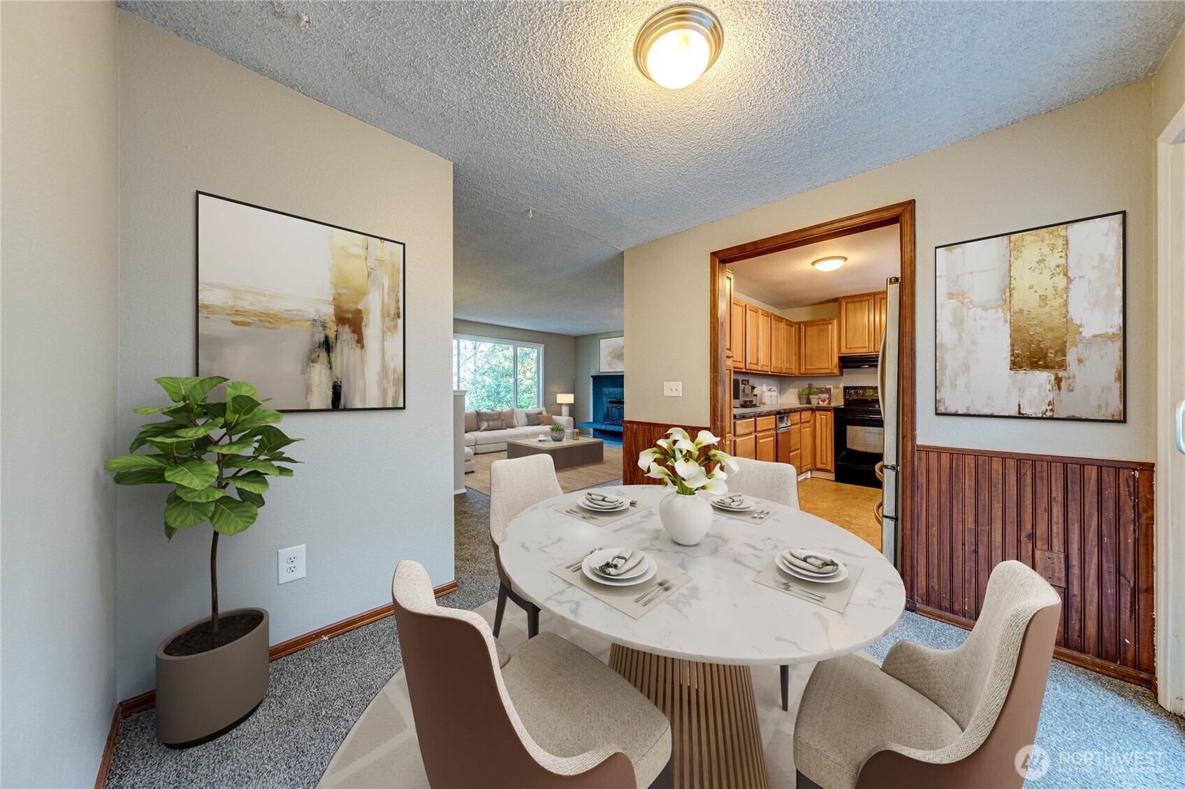 11630 NE 74th Street , Kirkland, WA 98033-8113