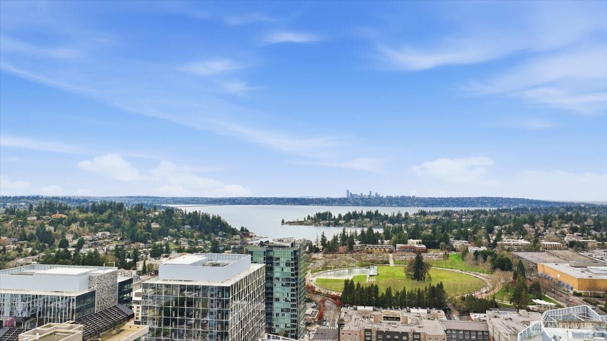 10700 NE 4th Street #1006, Bellevue, WA 98004