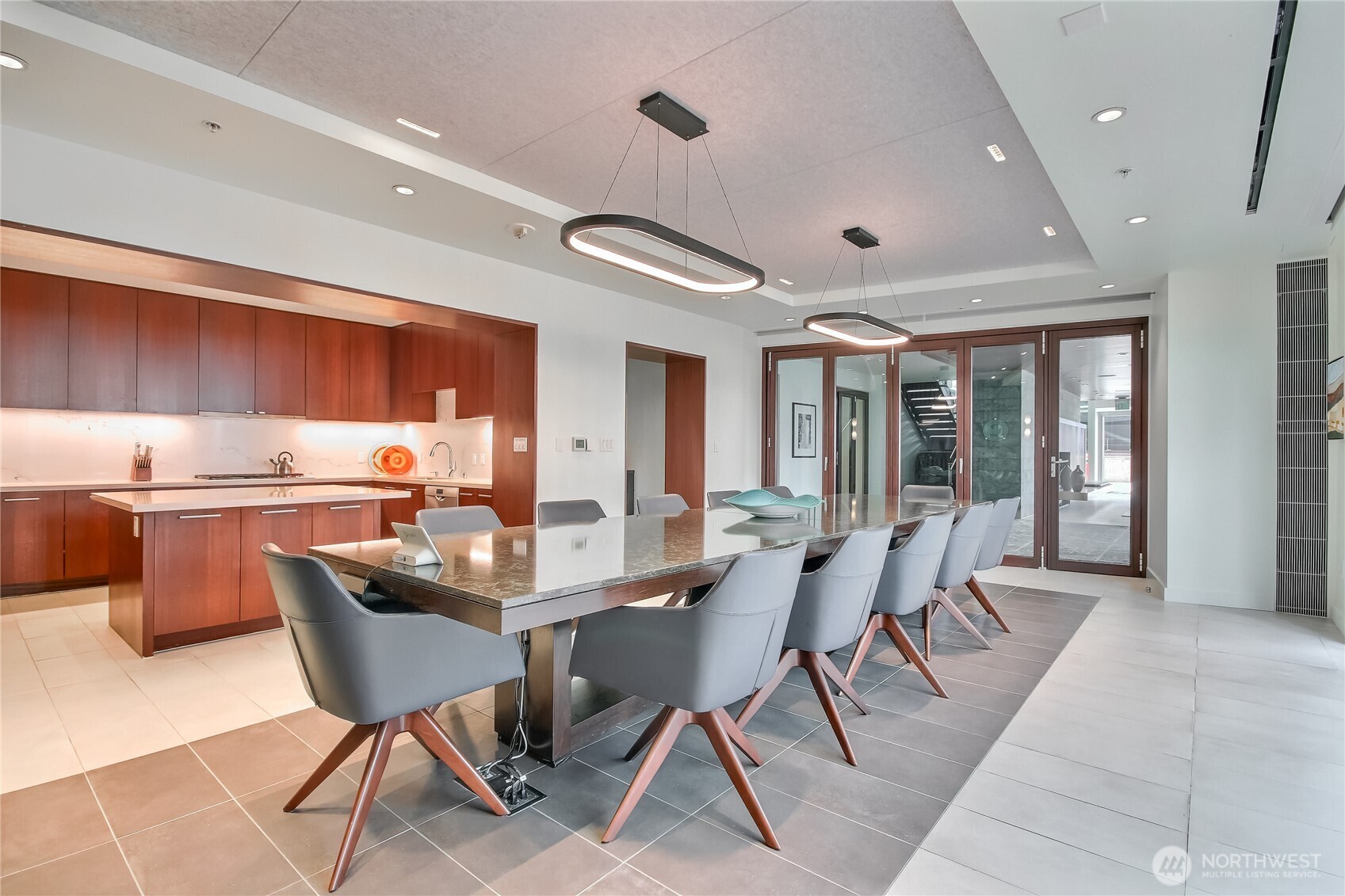 10700 NE 4th Street #1006, Bellevue, WA 98004