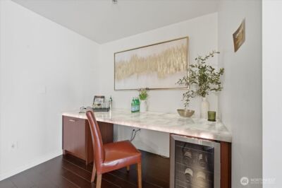 10700 NE 4th Street #1006, Bellevue, WA 98004 - Photo 9