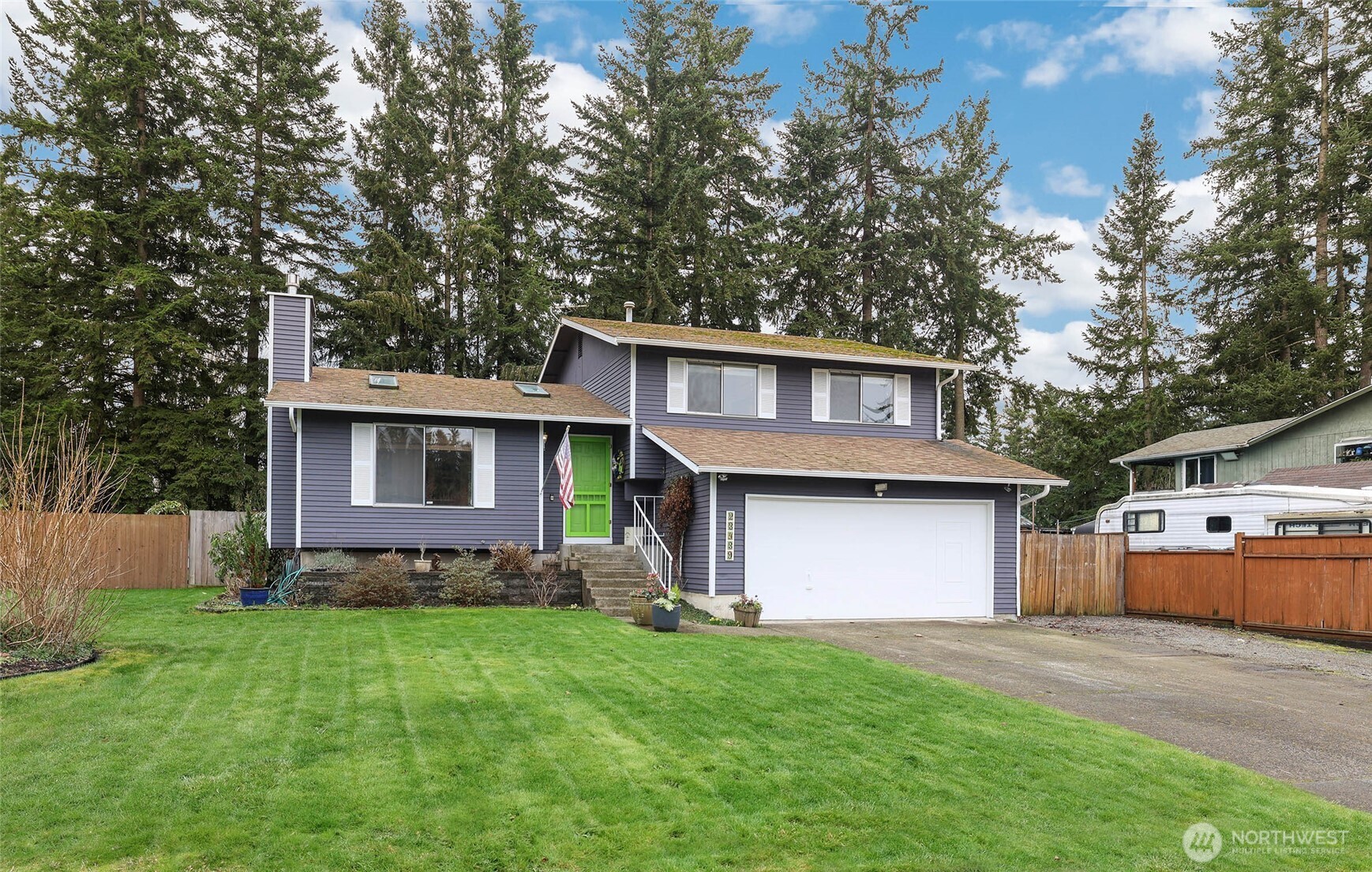 23439 SE 264th Street , Maple Valley, WA 98038