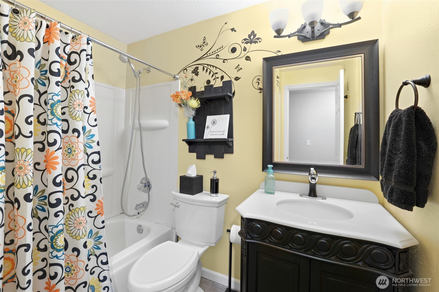 23439 SE 264th Street , Maple Valley, WA 98038