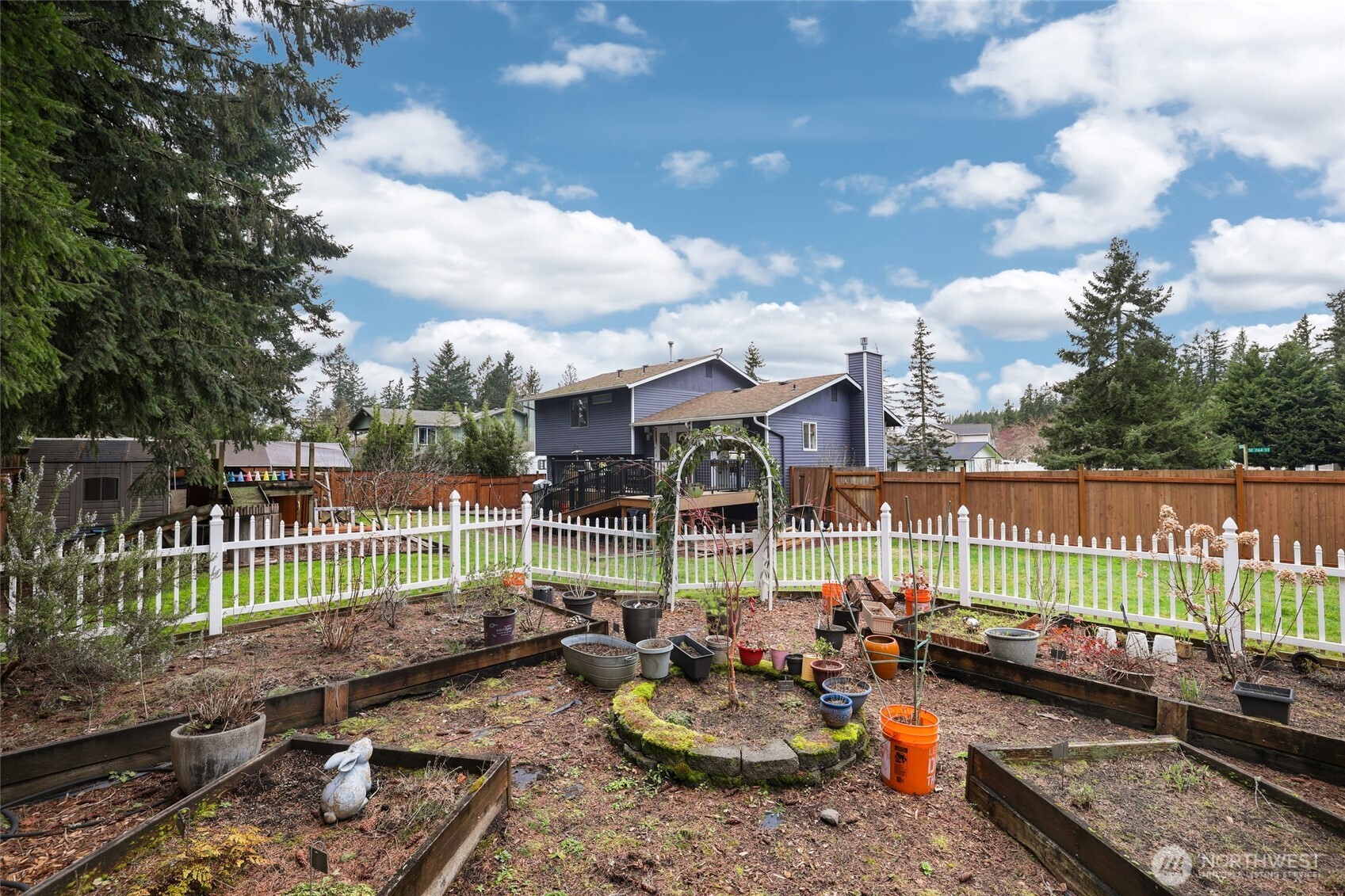 23439 SE 264th Street , Maple Valley, WA 98038