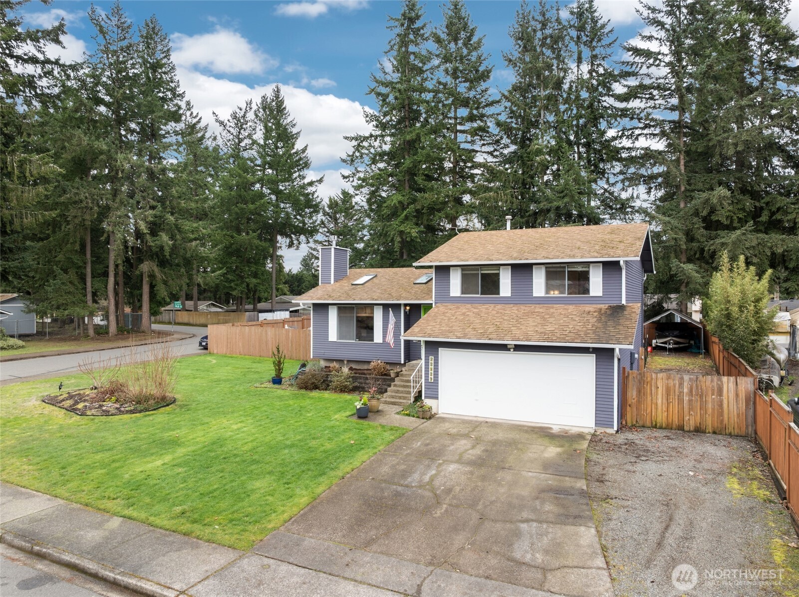 23439 SE 264th Street , Maple Valley, WA 98038