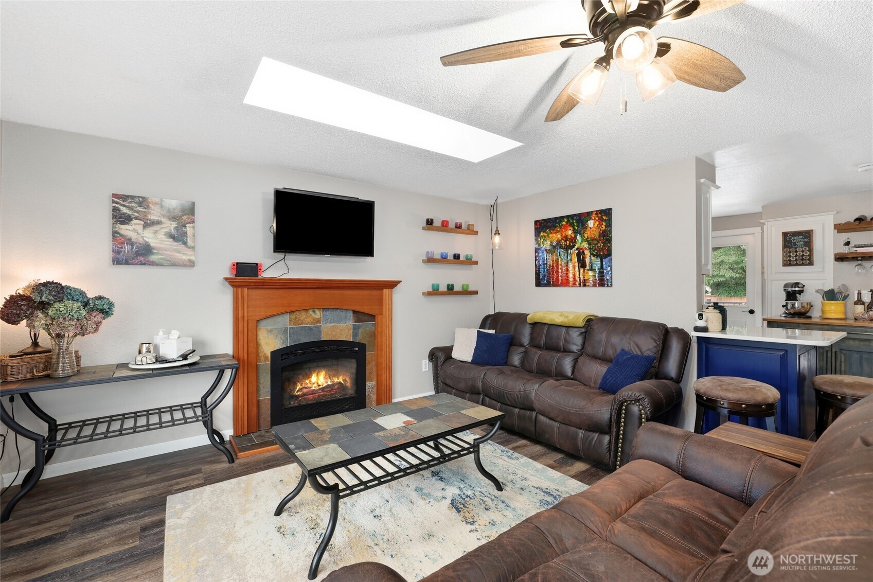 23439 SE 264th Street , Maple Valley, WA 98038