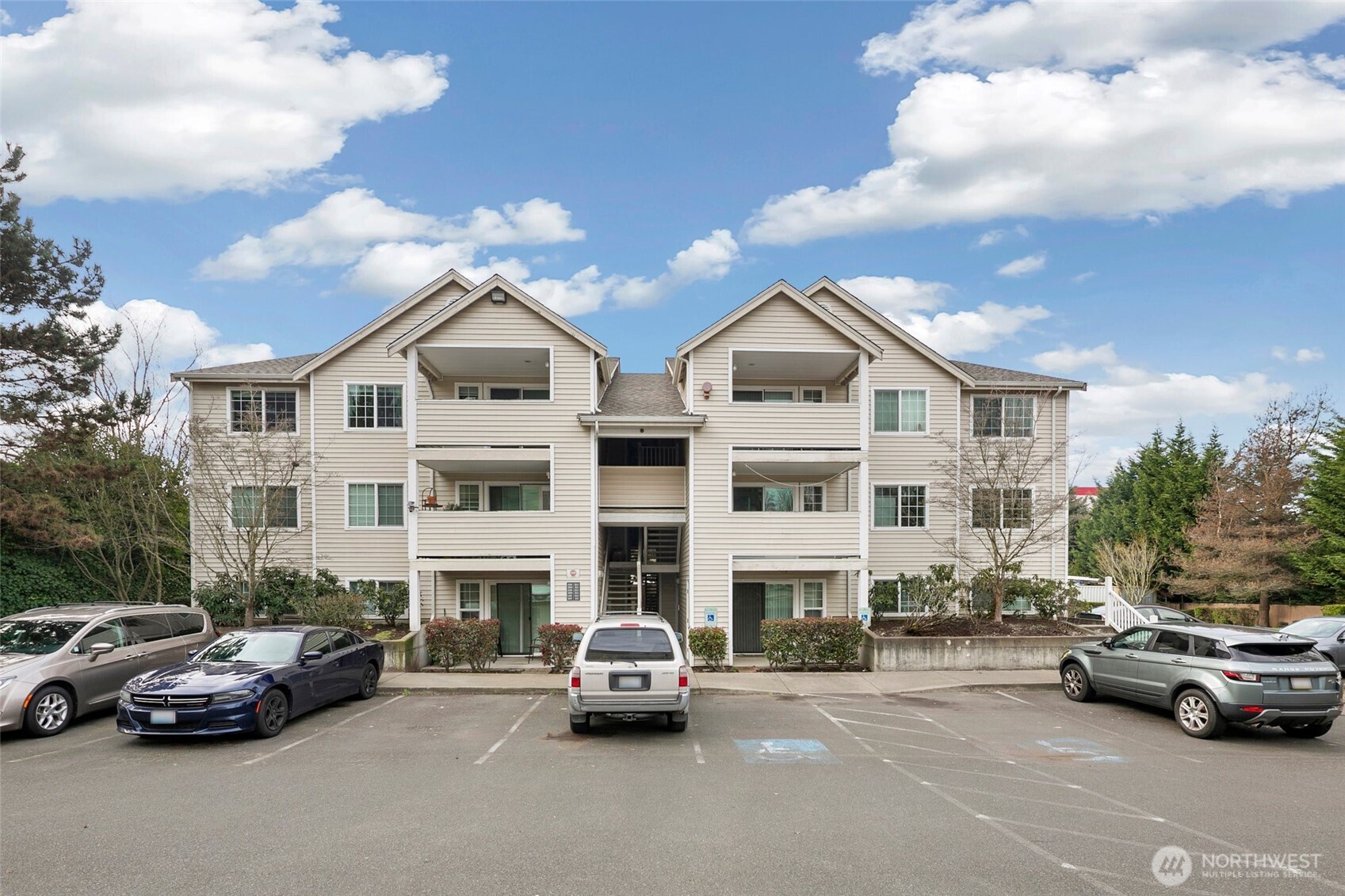 11915 Roseberg Avenue S #309, Seattle, WA 98168