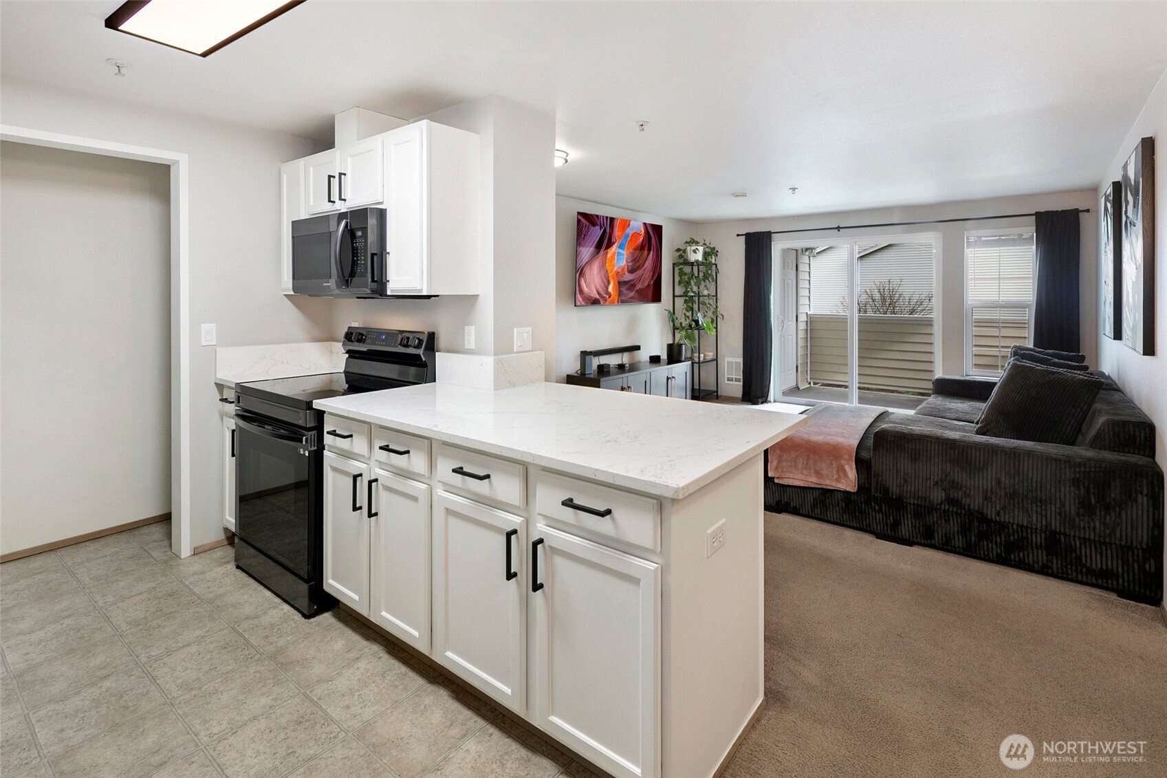 11915 Roseberg Avenue S #309, Seattle, WA 98168