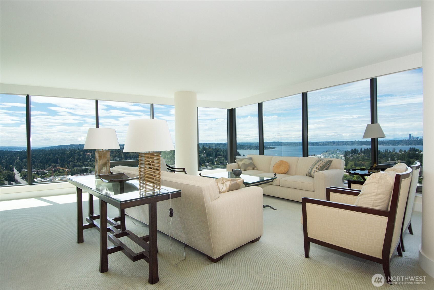 650 Bellevue Way NE #2404, Bellevue, WA 98004