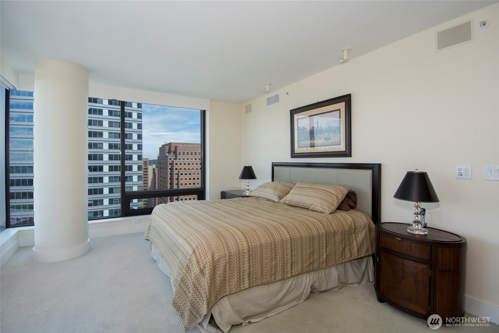 650 Bellevue Way NE #2404, Bellevue, WA 98004