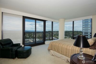 650 Bellevue Way NE #2404, Bellevue, WA 98004 - Photo 32