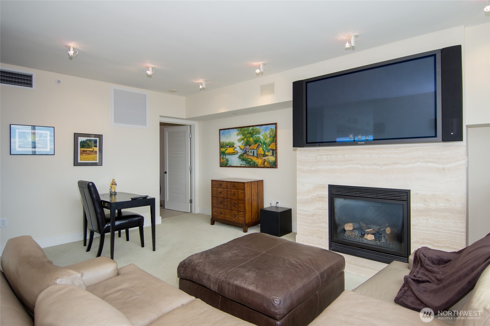 650 Bellevue Way NE #2404, Bellevue, WA 98004