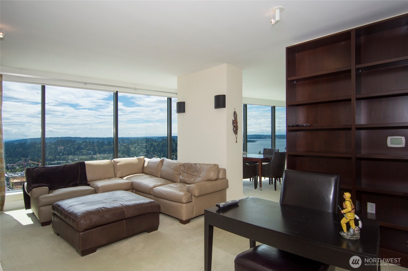 650 Bellevue Way NE #2404, Bellevue, WA 98004