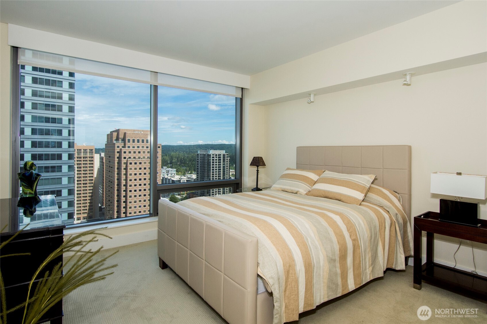 650 Bellevue Way NE #2404, Bellevue, WA 98004