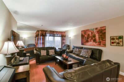 10501 8th Avenue NE #111, Seattle, WA 98125 - Photo 5