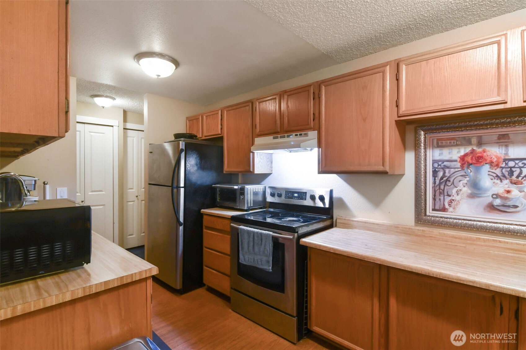 10501 8th Avenue NE #111, Seattle, WA 98125