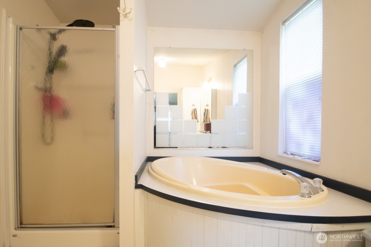 307 S 3rd Ave , Pe Ell, WA 98572