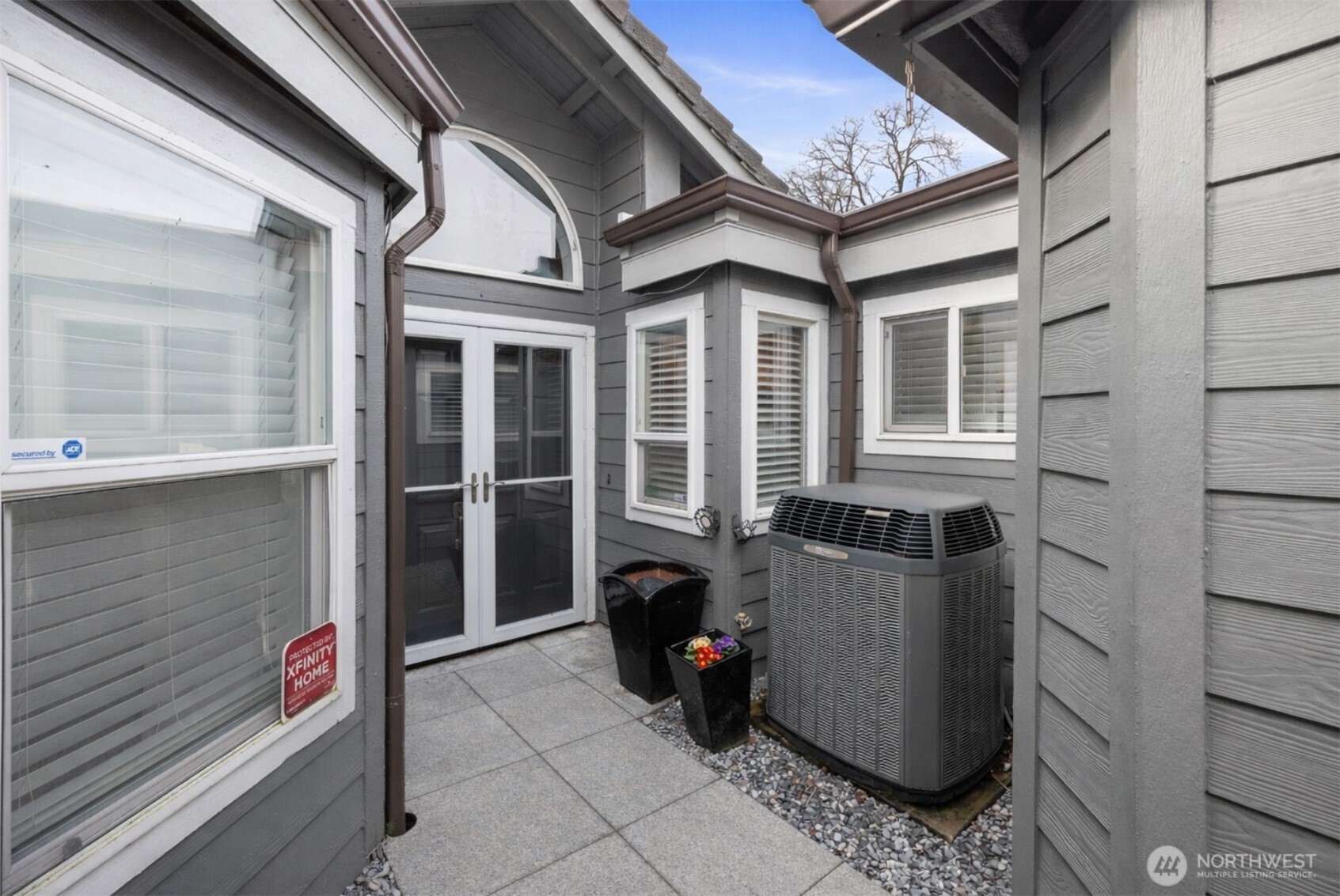 7336 Steilacoom Boulevard SW, Lakewood, WA 98499-1951