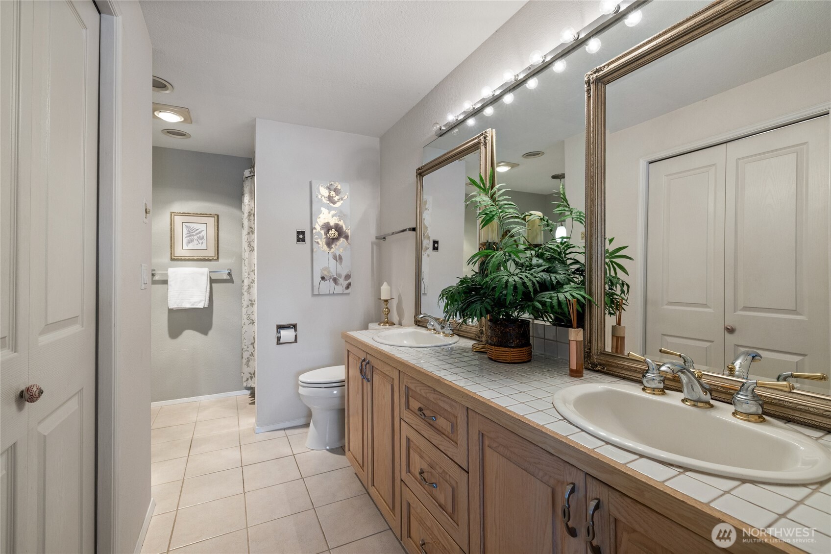 7336 Steilacoom Boulevard SW, Lakewood, WA 98499-1951